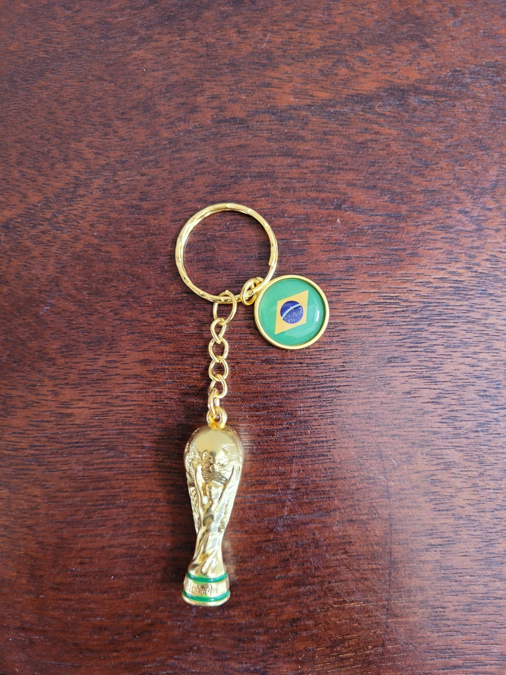 Brand New 2026 Fifa World Cup Trophy Keychain BRAZIL Flag